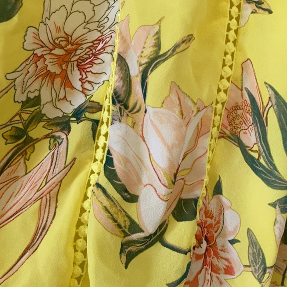 New York & Co yellow work attire blouse top shirt - Picture 3 of 11